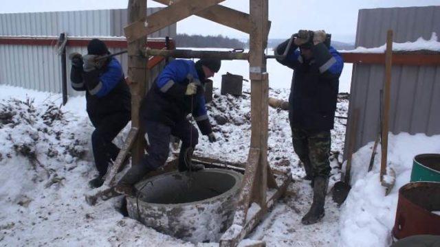 Копка колодцев зимой: плюсы и минусы